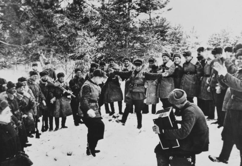 Ноябрь 1941-го года. Минута отдыха